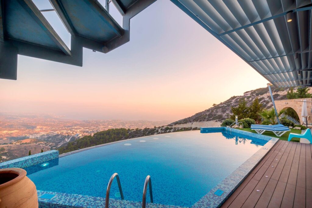 Open pool Open pool